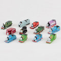 Pikkukuva 2 / 5: 12 kpl Thomas & Friends -hahmoja, piirretty Thomas Veturi -mini junat lelut kakun koristeet kokoelma sisustus