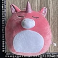 Pikkukuva 2 / 2: Jud- Squishmallow pehmolelu eläin tyyny yksisarvinen pöllö elefantti 20cm closed-eyed unicorn