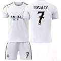 Miniatyrbild 1 av 2: 25-26 Real Madrid Hemma Fotbollsträning Kläder No.7 Ronaldo Fans Tränings Fotbollströja Set för Barn 18