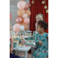 Miniatyrbillede 3 af 3: Pippi Cirkus, Mugg med handtag, Gul  - Rätt Start