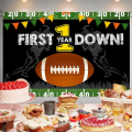 Pikkukuva 1 / 4: Jalkapalloaiheinen 1. syntymäpäivän tausta Ensimmäisen syntymäpäivän juhlakoristeet Ensimmäinen vuosi alas Touchdown Rugby Tausta Vastasyntyneen syntymäpäiväbanneri