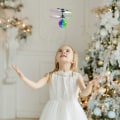 Miniatyrbillede 4 af 4: Flyvende legetøjsbold infrarød induktion Rc flyvende legetøj indbygget LED-lys diskotek