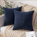 Miniatyrbillede 1 af 5: Pakke med 2 fløjlsbløde, ensfarvede, dekorative, firkantede pudebetræk til sofa, soveværelse, bil, 26 x 26 tommer, mørkeblå