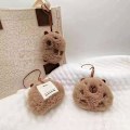 Miniatyrbilde 4 av 4: 2 stk. Capybara nøkkelring Søt Capybara leketøy nøkkelring sjarm Bedårende ryggsekk anheng Myk og delikat håndlaget navn pynt til vesker