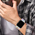 Miniatyrbild 4 av 5: Kompatibel med Apple Watch-armband för män och kvinnor, andningsbart sportarmband i silikon för storlek: 38/40/41 mm/vit och regnbåge