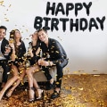 Pikkukuva 3 / 5: Musta Happy Birthday -ilmapallobanneri 16 tuuman mylar-folioilmakirjaimet syntymäpäiväkylttibanneri