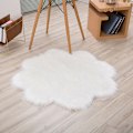 Miniatyrbillede 1 af 5: Faux Sheepskin Uld Tæppe, Fluffy Blødt Syntetisk Fåreskind Luksus Uld Sofa Tæppe Pude Dekorer Din Stue og Soveværelse (45cm, Hvid)