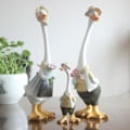 Miniatyrbillede 4 af 5: And | Kunstharpiks Spring Outing Andefigurer til udendørs - Gæs Skulptur Dekoration, Kunst Dekoration Have Håndværk Fe Skulpturer
