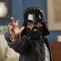 Miniatyrbild 6 av 6: Darth Vader Dark Side Pack, röd ljussabel, Darth Vader-mask och 15 cm statyett, tillbehör, 4-åringar, Star Wars