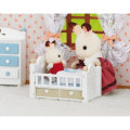 Miniatyrbild 3 av 4: SYLVANISKA FAMILJER 5017 Baby Rabbit Chocolate Bed