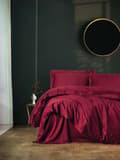 Bäddset - 1 påslakan 140 x 200 cm + 1 örngott 60 x 60 cm - Satin - Vinröd