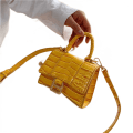 Miniatyrbild 1 av 5: Kvinnor Snygga Crossbody-väskor Designer PU-läderhandväskor