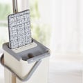 Miniatyrbild 2 av 6: 8 st Plattpressmopp och hink 6 st Mikrofibermoppduk