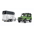 Pikkukuva 2 / 3: Land Rover Defender 90 Break pakettiauton ja hevosen kanssa - BRUDER - Toimiva ja yksityiskohtainen