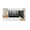 Pikkukuva 3 / 4: Bosch sisäänrakennettu soolo mikroaaltouuni 21l 900w musta - BFR7221B1