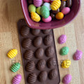 Miniatyrbild 6 av 6: Små Ägg Påskägg Silikonform Chokladform Pralinform Form för Praliner Brun