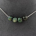 Pikkukuva 1 / 6: Kivet ja mineraalit. Kaulakoru 4 Emerald-helmellä Sambiasta Quality 3A 8 mm. Teräsketju Kaulakoru naisille, miehille. Mittatilauskoko Grön