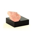 Pikkukuva 4 / 4: Kivet ja mineraalit. Vaaleanpunainen fluoriitti. 68,0 ct. Talèfre, Mont-Blanc Massif, Ranska. Rosa