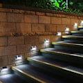 Miniatyrbillede 2 af 5: Vandtæt udendørs solcellespotlight - LUMISKY - 3 hvide LED'er - 2 lystilstande Vit och svart