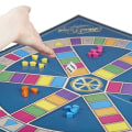 Pikkukuva 5 / 6: Trivial Pursuit - Classic - Reflection-lautapeli - Lautapeli - ranskalainen versio Röd