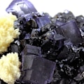Miniatyrbillede 1 af 6: Sten og mineraler. Fluorit + Sphalerit + Baryt. 6421,5 ct. Elmwood mine, Tennessee, USA.