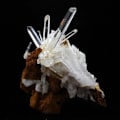 Miniatyrbillede 1 af 3: Sten og mineraler. Kvarts + siderit. 160,0 ct. Allevard, Isère, Frankrig..