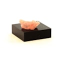 Pikkukuva 2 / 2: Kivet ja mineraalit. Vaaleanpunainen fluoriitti. 11,0 ct. Talèfre, Mont-Blanc Massif, Ranska. Rosa