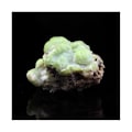 Pikkukuva 2 / 4: Kivet ja mineraalit. Fosfohedypaani (polysfaeriitti). 100,2 ct. Bouillac, Aveyron, Ranska. Grön