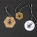 Miniatyrbillede 3 af 4: Klare frimærker - Summer of Bees, 97x205 mm, 28 designs, 1 ark Vit