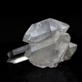 Pikkukuva 1 / 2: Kivet ja mineraalit. Kaksipäinen kvartsivaltikka. 118,0 ct. Clavanit Haut Oisansissa, Ranskassa.