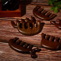 Pikkukuva 3 / 5: 1kpl Meridian Hierontakampa Santelipuu Five Wide Tooth -kampa Brown B