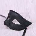 Miniatyrbillede 8 af 8: Maskerade masker til par venetiansk kvinde blonder mænd PP Cosplay Silver ONESIZE