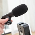 Pikkukuva 8 / 8: Vlogging-setti Lampulla, Mikrofonilla ja Kaukosäätimellä Plodni InnovaGoods 6 Kappaletta
