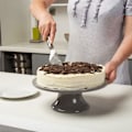 Pikkukuva 6 / 9: Käytännöllinen kakkulapio terävällä sahalaitaisella veitsen reunalla