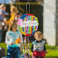Pikkukuva 5 / 7: Pinatan syntymäpäivä