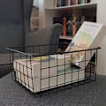 Miniatyrbillede 8 af 9: Sort LOFT frugtkurv i slidstærkt metal til alsidig opbevaring