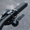 Miniatyrbillede 6 af 6: Cykelklokke i venstre side af styret - sort