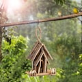 Pikkukuva 2 / 7: Koristeellinen riippuva lintutalo