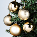 Miniatyrbillede 2 af 6: Sprængsikre julekugler guld 8 cm 5 stk.