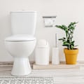Pikkukuva 2 / 7: WC-paperiteline hyllyllä