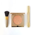 Miniatyrbillede 1 af 2: Magic Minerals Powder Foundation inkl. Mascara