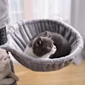 Miniatyrbillede 7 af 7: Rummeligt kattetræ med plys aborre og dyb liggestol