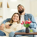 Pikkukuva 5 / 8: TV-kaappi hyllyillä