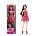Barbie-docka i rosa leopardklänning med accessoarer