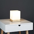 Miniatyrbillede 2 af 9: Bordlampe i opalglas