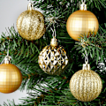 Miniatyrbillede 2 af 6: Sprængsikre julekugler guld 5 cm 24 stk.