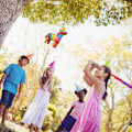Pikkukuva 2 / 7: Pinata aasi värikäs