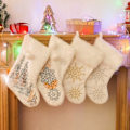 Miniatyrbilde 3 av 3: 4 stk Julepeis Strømpe, Julestømper, Juledekorasjoner for Navidad Juletrepynt