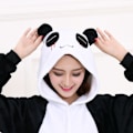 Pikkukuva 5 / 5: REMAKE Panda Kigurumi -pehmolelu-pyjamat, Karhu Onesies Aikuisten Yksikokoinen Pyjama Eläin Yöasu Naiset Miehet Uniasu Pojat Tytöt Cosplay Puku Panda Onesies M