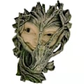 Miniatyrbillede 1 af 5: Havefigur til haven - Træomfavnende mand i resin - Dekoration til haven